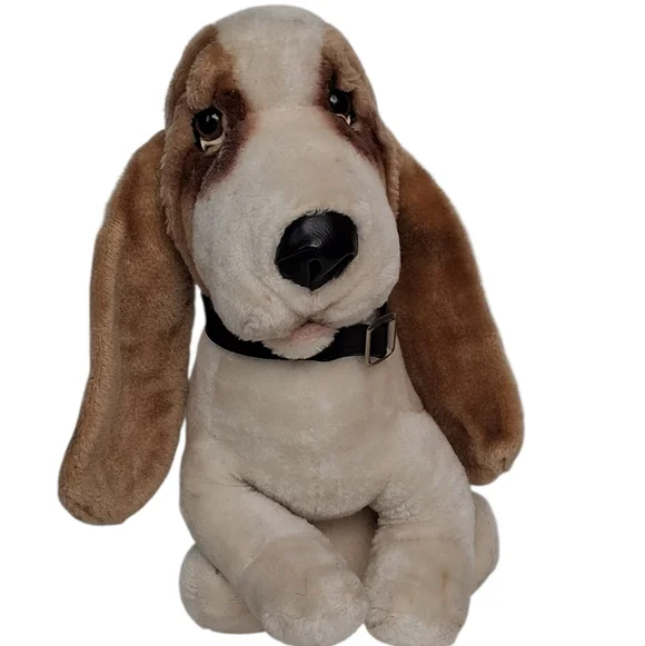Vintage Animal Fair Inc. Plush Basset Hound Dog Cream and Brown - Picture 2 of 5